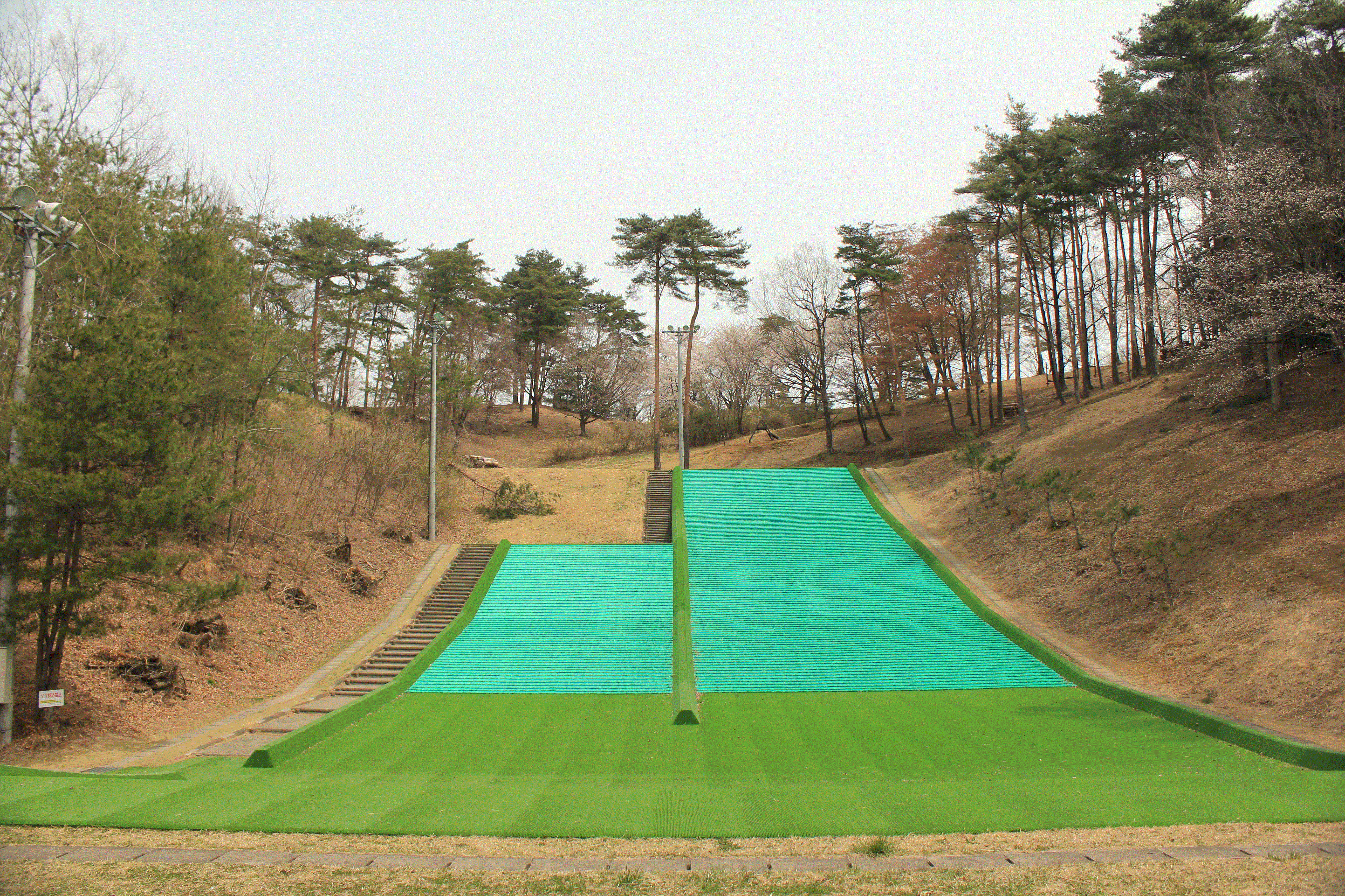 鏡石ふれあいの森でｂｂｑとアスレチックと滑り台を堪能する 鏡石町スポット 珍福穴福 福島県穴場観光ならおまかせ